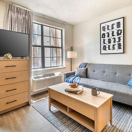 Intown Suites Extended Stay Greensboro Nc - Airport Extérieur photo