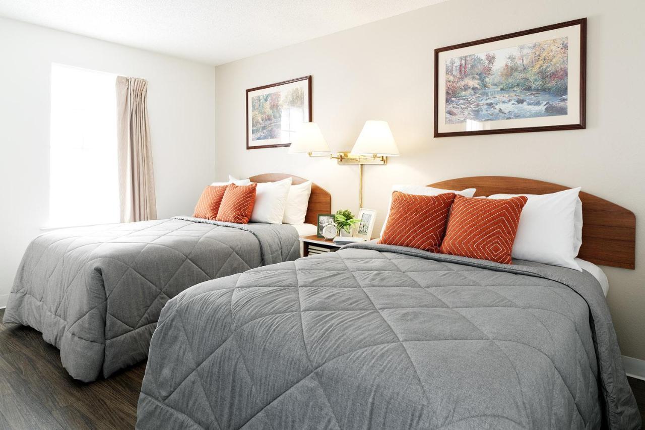 Intown Suites Extended Stay Greensboro Nc - Airport Extérieur photo